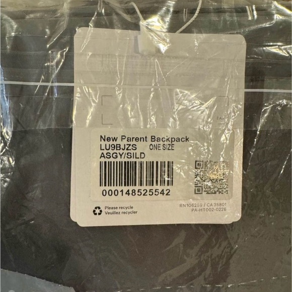 Lululemon New Parent Backpack - Picture 4 of 4